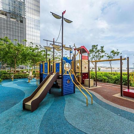 シャー・アラム Simple No 6- Trefoil Setia Alam- Near Setia Convention Centre Bed & Breakfast エクステリア 写真
